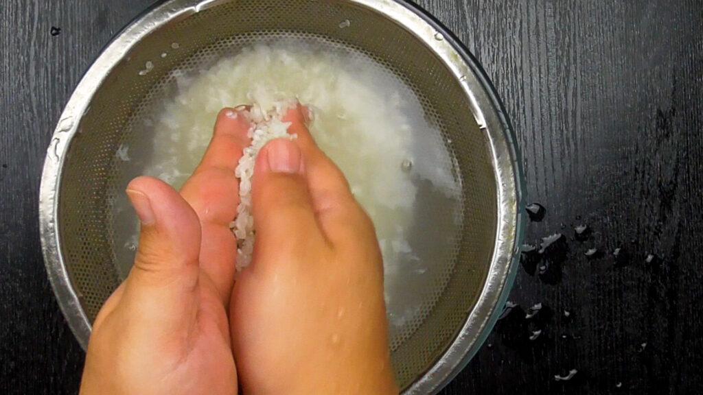 米洗う