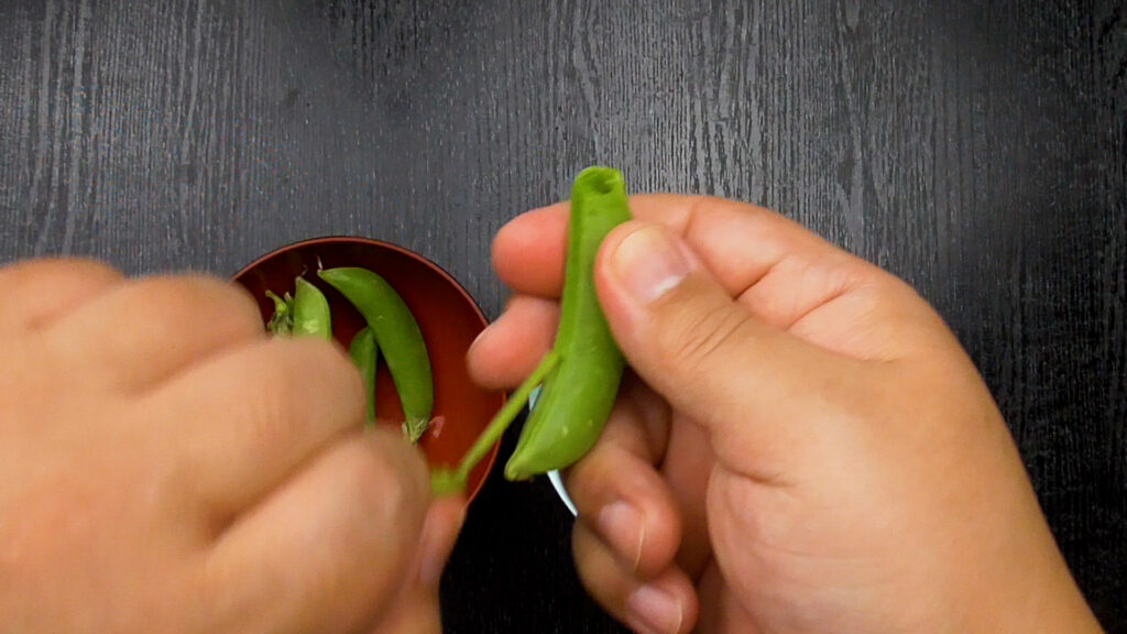String the snap peas.